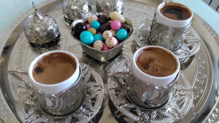 Türk kahvesi nasıl yapılır?Bol köpüklü yapım tarifi 1